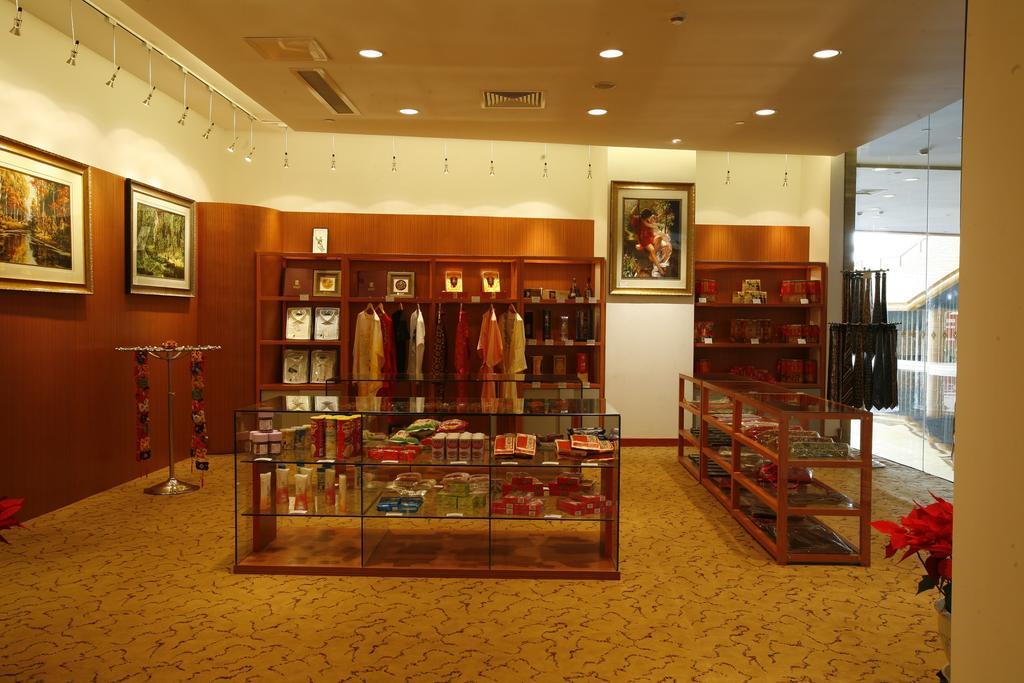 Runyang Huanlong Hotel Женджанг Екстериор снимка