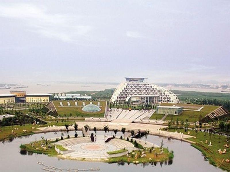 Runyang Huanlong Hotel Женджанг Екстериор снимка